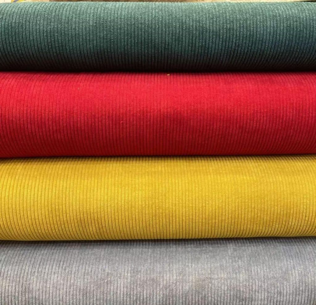 پارچه سرای تماشا در شهرداری رشت