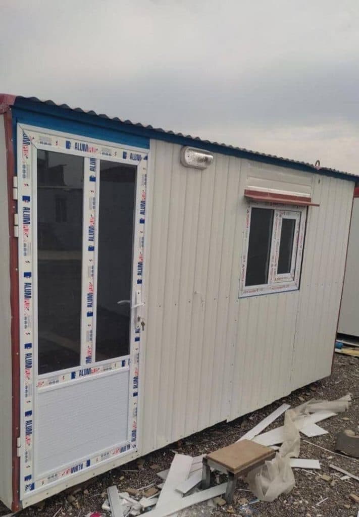 ساخت و اجرا و فروش کانکس مسکونی ویلایی و بهداشتی صاحب الزمان در شیراز