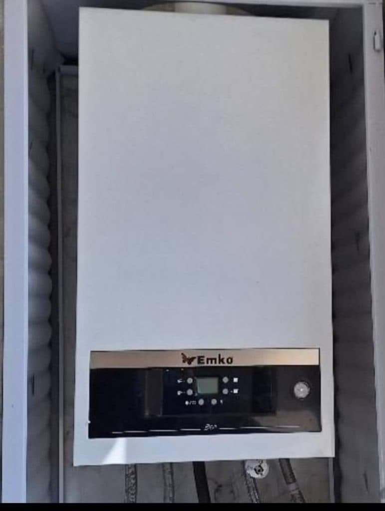 فروش و تعمیرات پکیج و رادیاتور رضا در فلاورجان