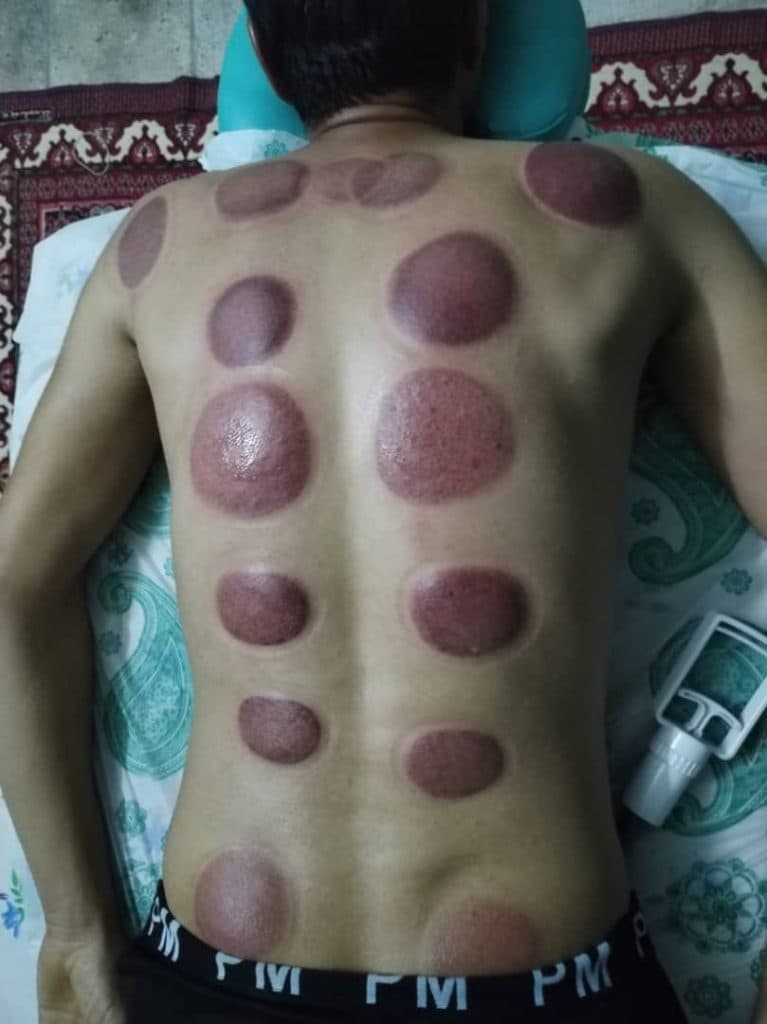 مرکز ماساژ ریلکسی و ورزشی و درمانی مردانه کارگران در قیروکارزین فارس