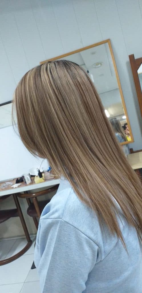 آموزشگاه و سالن زیبایی مهرآیین در مشهد