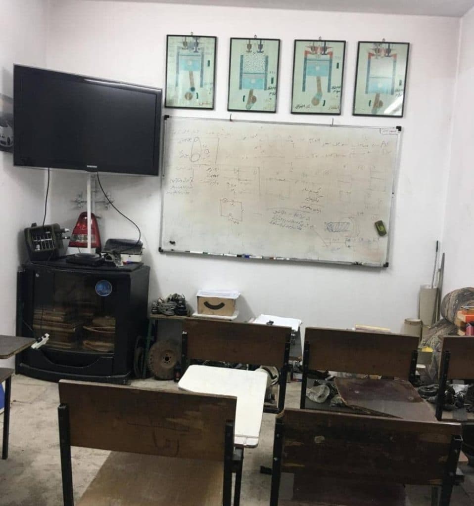 آموزشگاه برق خودرو و دیاگ حسام در لاهیجان