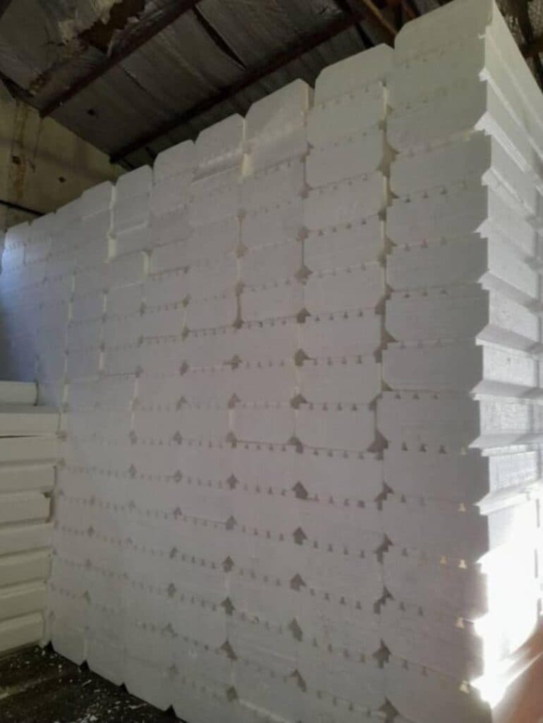 تولید و فروش یونولیت و فوم و ورق های سقفی و دیواری پناهنده در تبریز