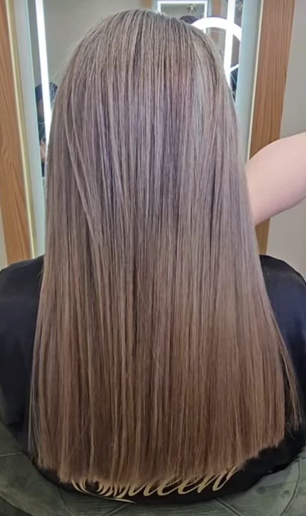 سالن تخصصی رنگ لایت و کراتین احیا کویین در میرداماد تهران