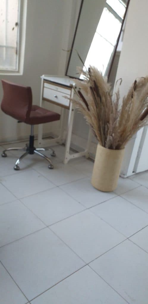 آموزشگاه و سالن زیبایی مهرآیین در مشهد