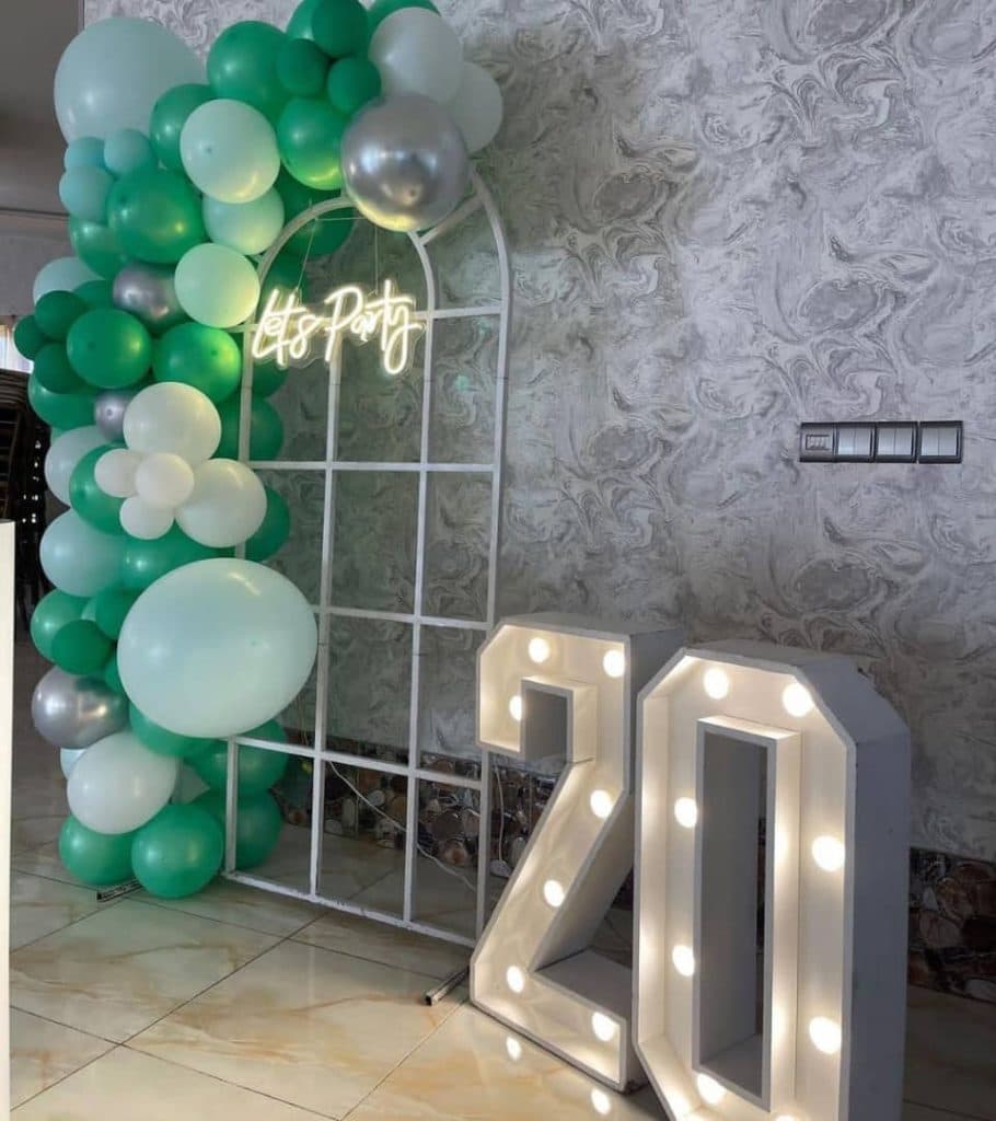 فروشگاه لوازم عقد و عروسی و تولد میلانو در اراک