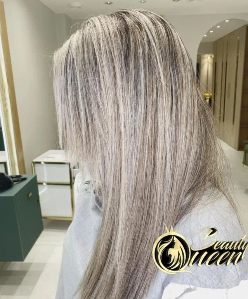 سالن تخصصی رنگ لایت و کراتین احیا کویین در میرداماد تهران