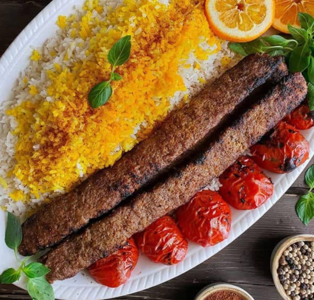 رستوران باغ بهشت در کوهسار کردان البرز