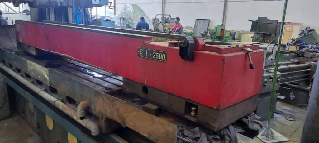 تعمیرات و اورهال دستگاه تراش و فرز و دریل و ماشین آلات آرین صنعت در تبریز