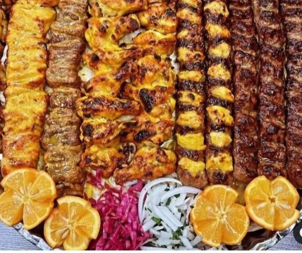 سفره خانه سنتی ستاره فارس در نورآباد فارس