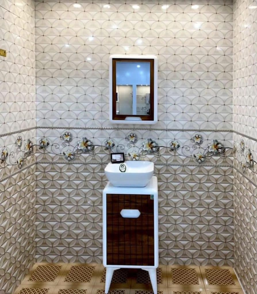 فروش کاشی و سرامیک و چینی آلات آذربایجان در تبریز