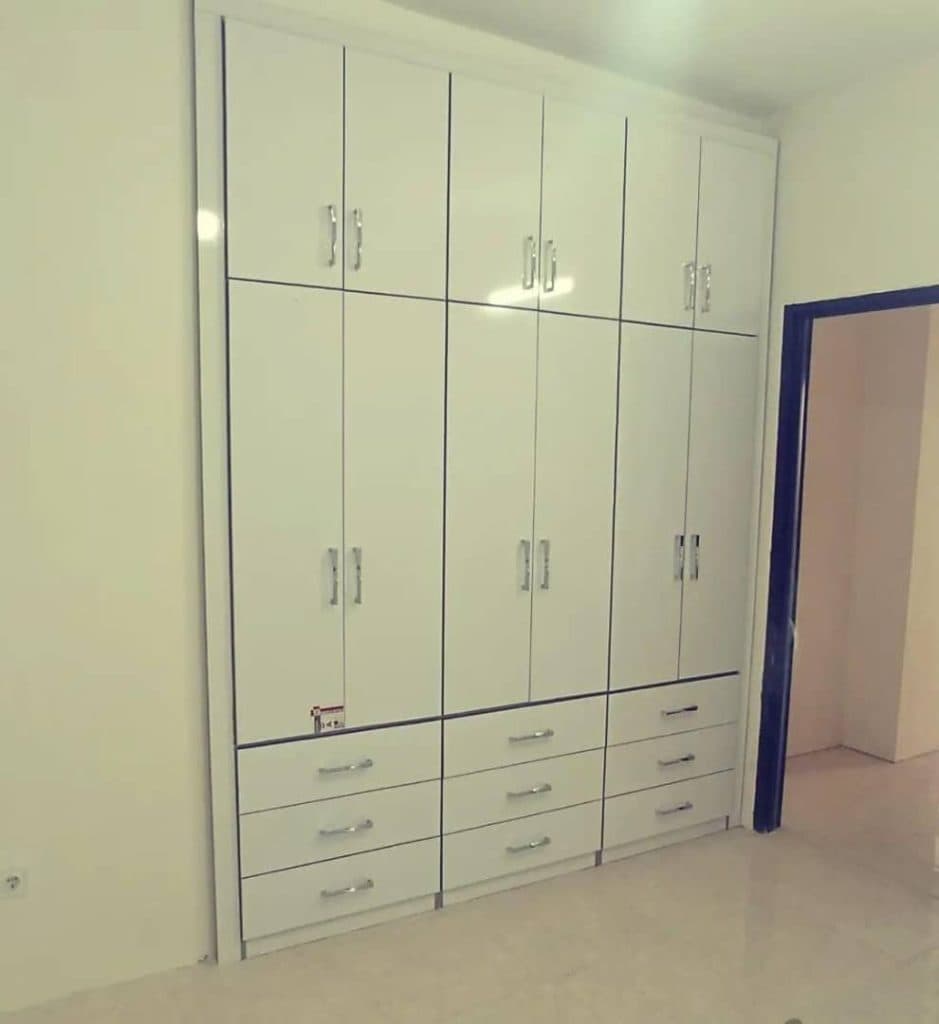 طراحی و اجرا و فروش صنایع چوبی و کابینت و کمد فرید در تبریز