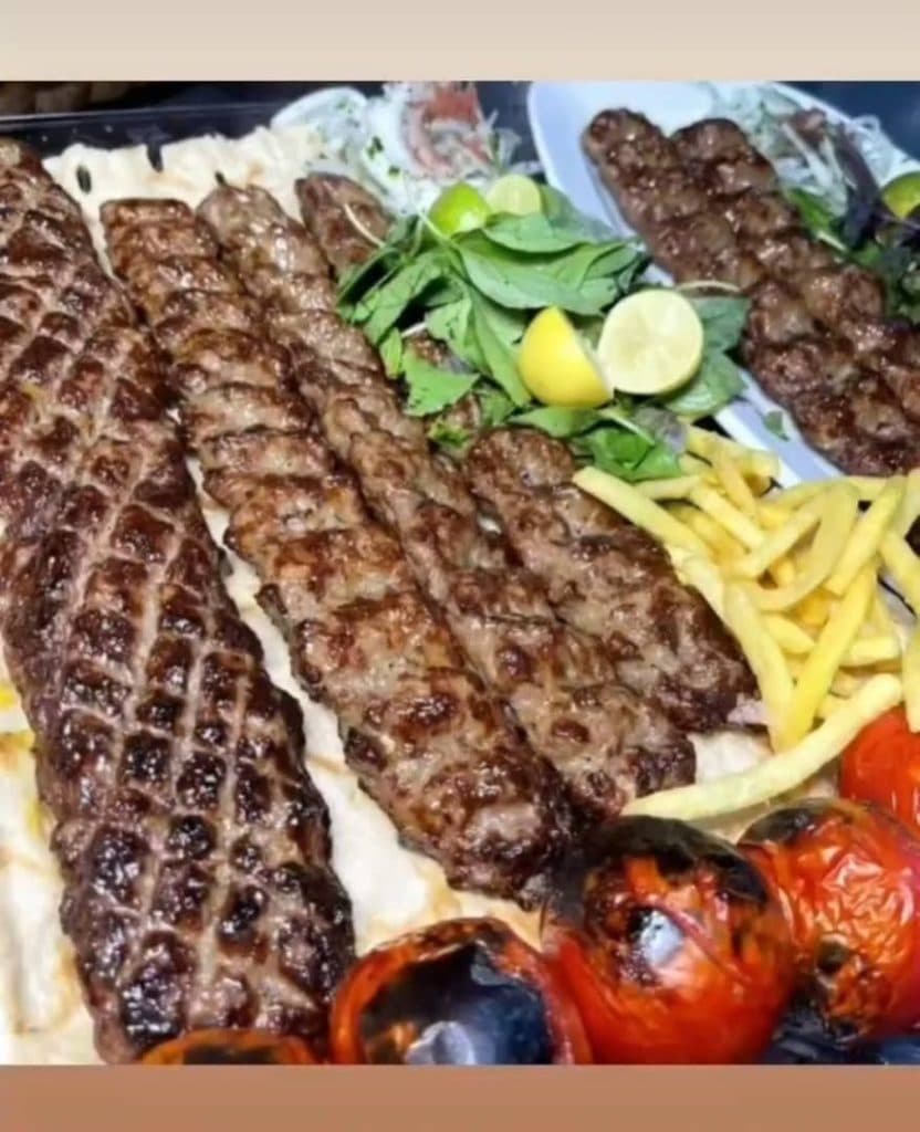 سفره خانه سنتی ستاره فارس در نورآباد فارس