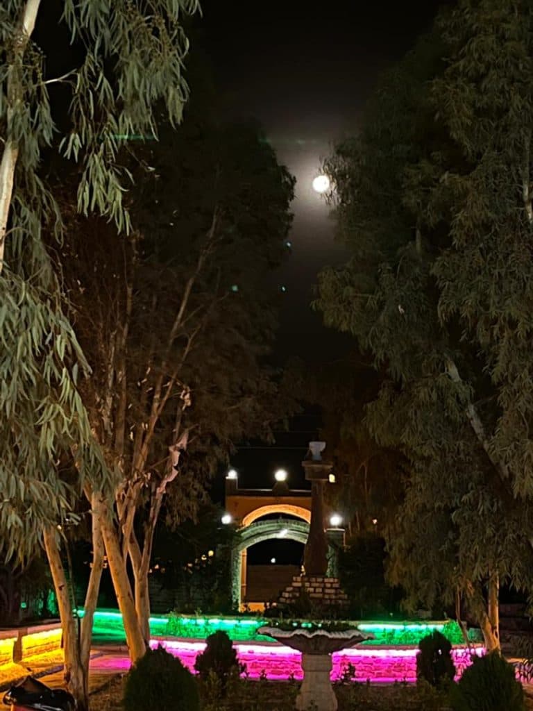 مجتمع گردشگری و رستوران دهکده نایب در ساوه