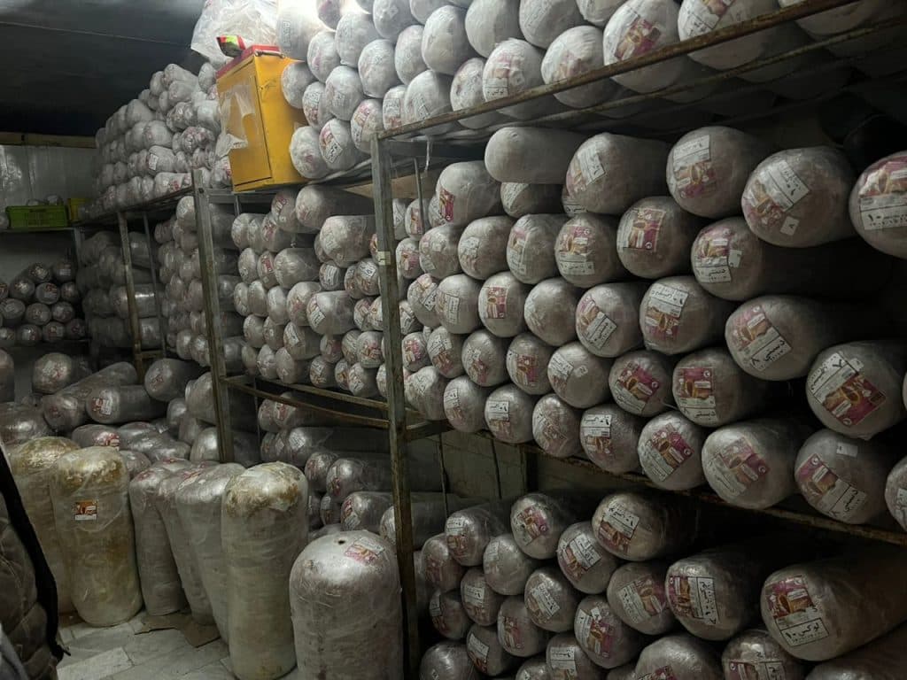 تولید پخش کباب ترکی همبرگر روست بیف سوسیس کالباس یکتا طعام شهریار در کرج