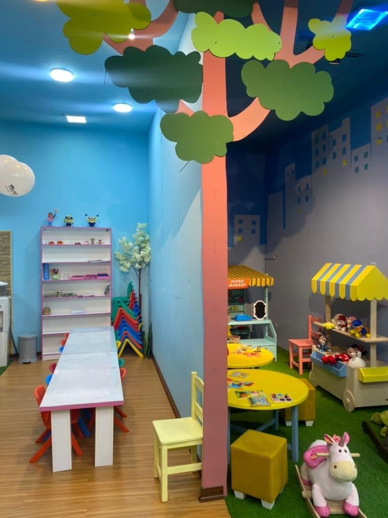 سرزمین بازی پلاتین سنتر در شهرک غرب تهران