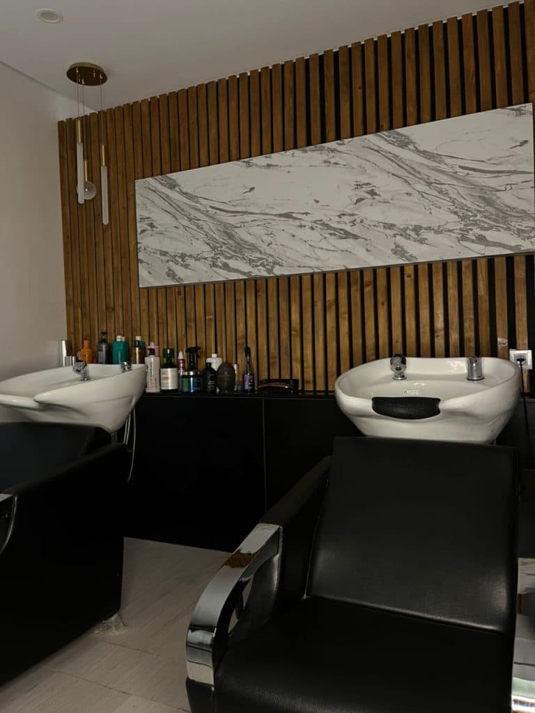 سالن تخصصی رنگ و کراتین سارا پیشگاهی در شهر جدید هشتگرد