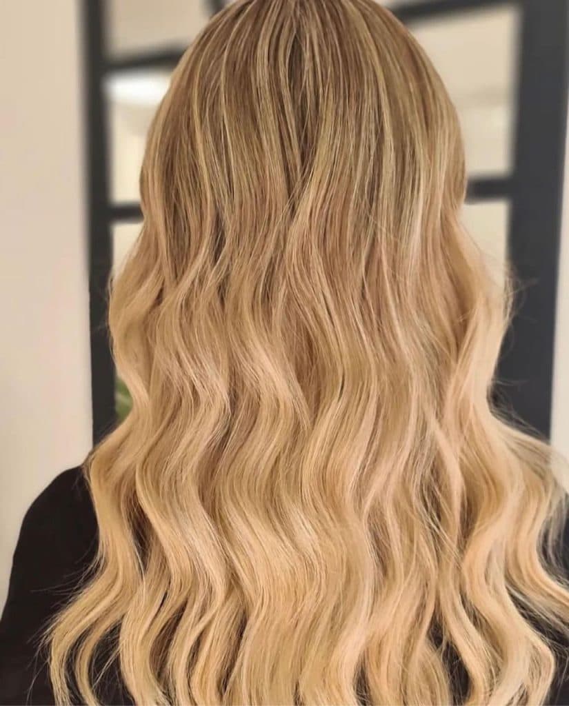 مرکز تخصصی نصب و فروش موهای طبیعی وارداتی دلسی بیوتی در گلسار رشت