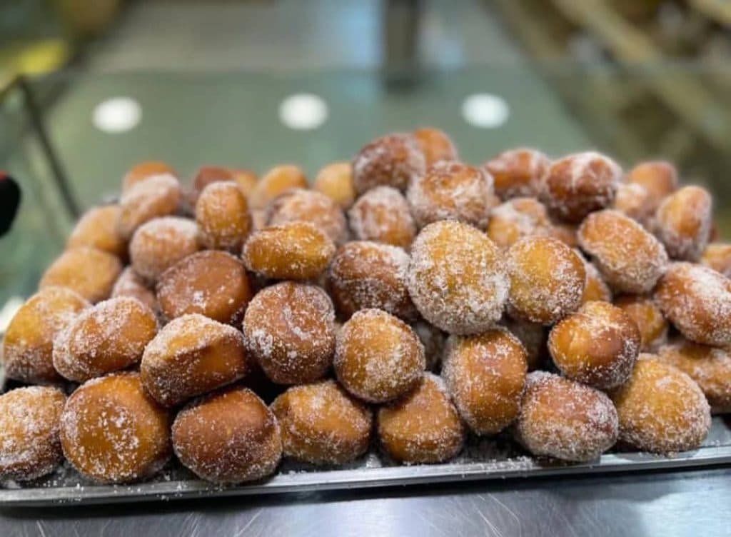 نان فانتزی امین در آبادان