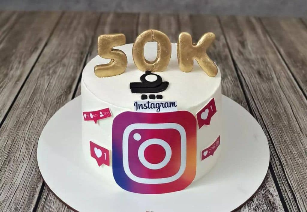 آموزش و فروش پخت کیک خامه ای و کافی شاپی و تولد کیک رینبو در گرگان