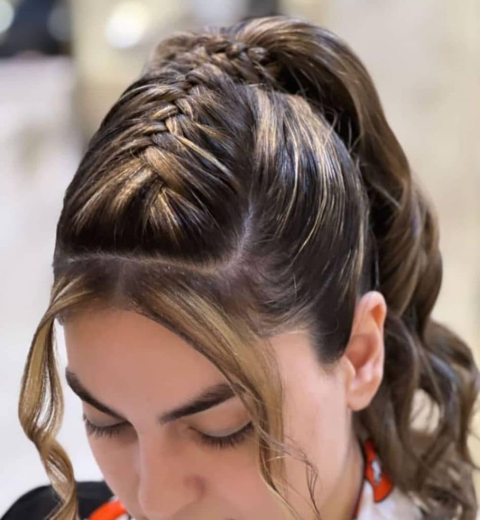 سالن زیبایی موکات در قروه سنندج