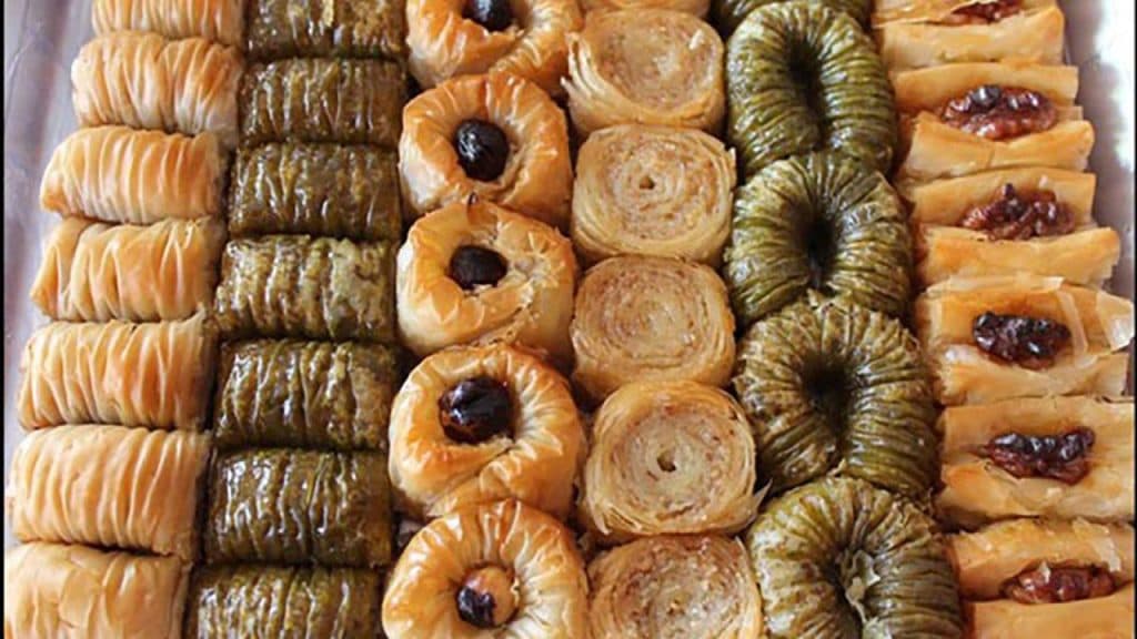 کارگاه قنادی امپراطور در اصفهان