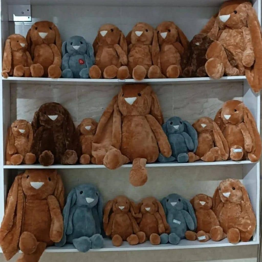 تولیدی و آموزشگاه کلبه عروسک در باخرز خراسان رضوی