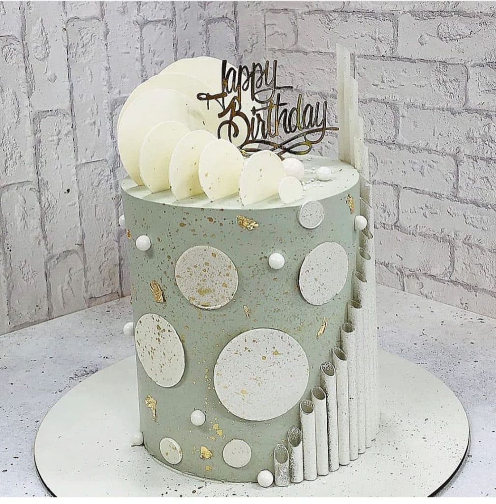 نان و شیرینی مجلل در قزوین