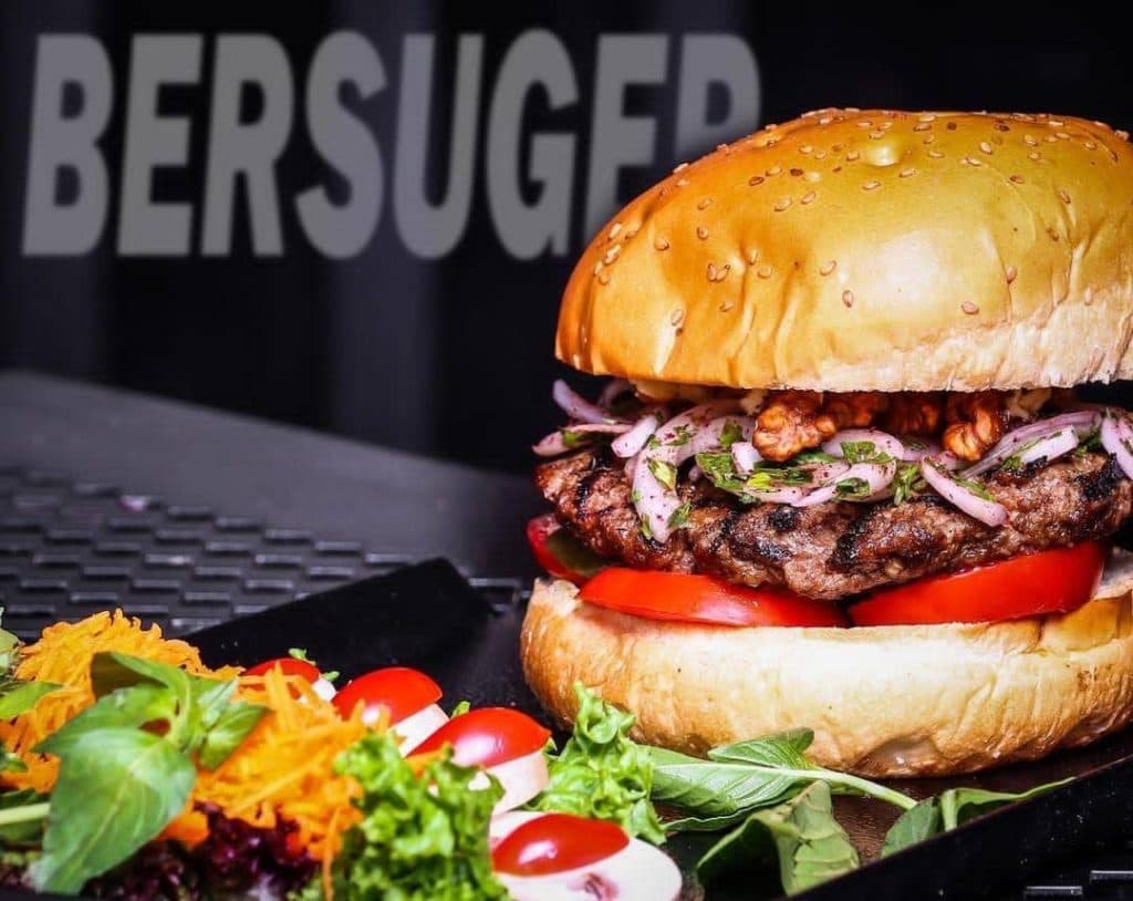 فست فود برسوگر اراک