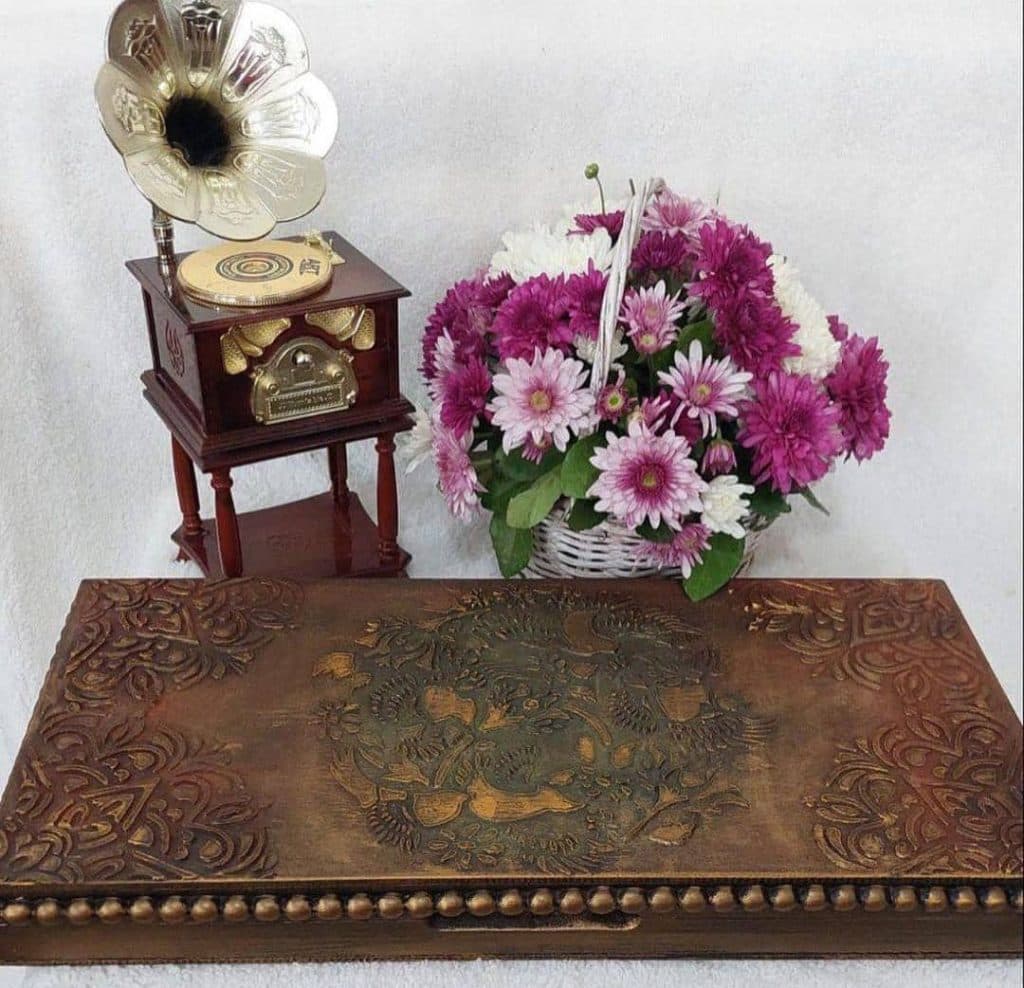 آموزش و فروش پتینه کاری و ظروف پتینه و دکوپاژ گالری رنگارنگ در تهران