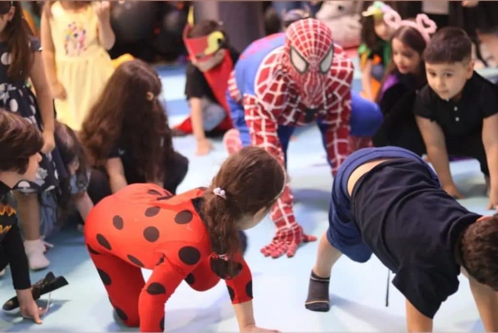 خانه بازی و فرآموز یونیکو در اهواز