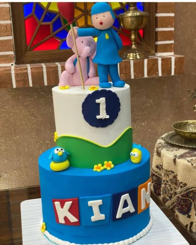 کافه قنادی رونا کیک در شهرکرد