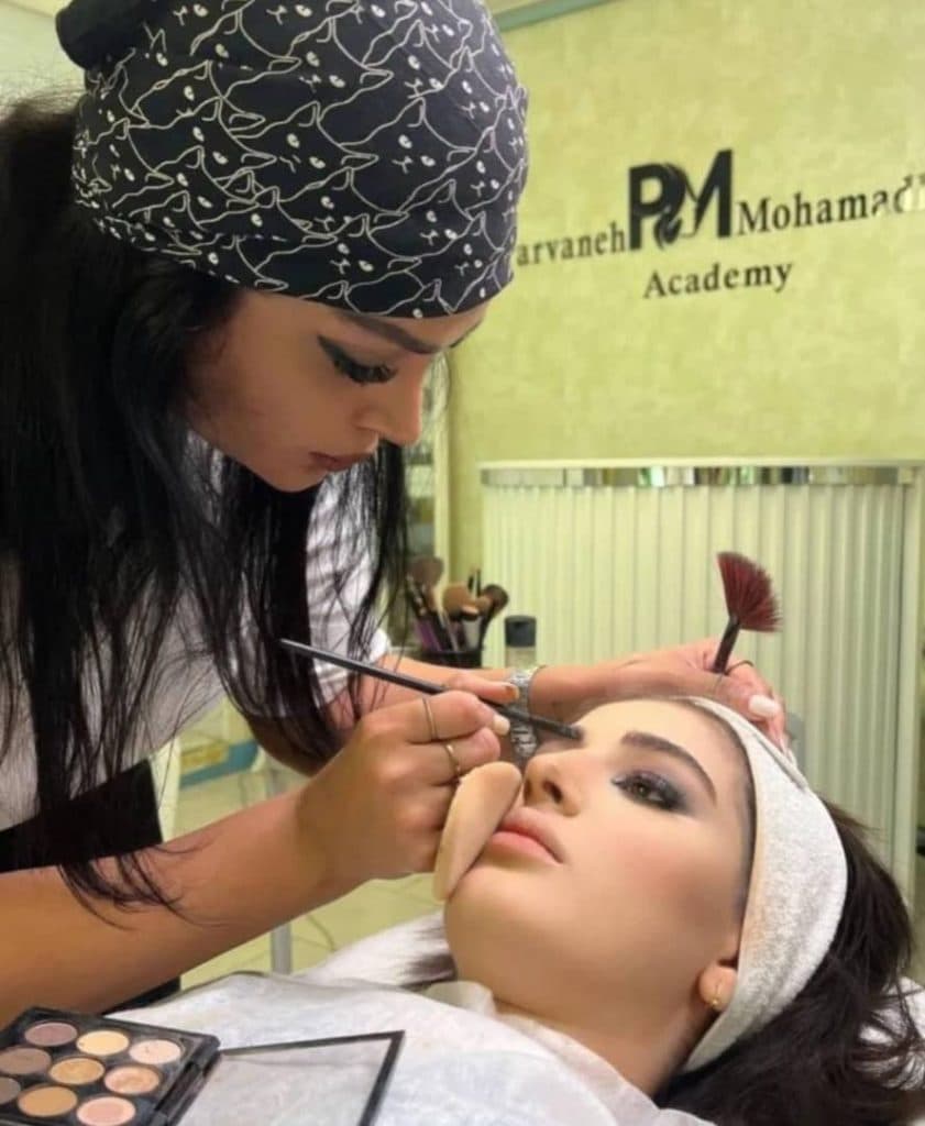 آموزشگاه مراقبت و زیبایی آزاد فنی و حرفه ای پروانه در کرج