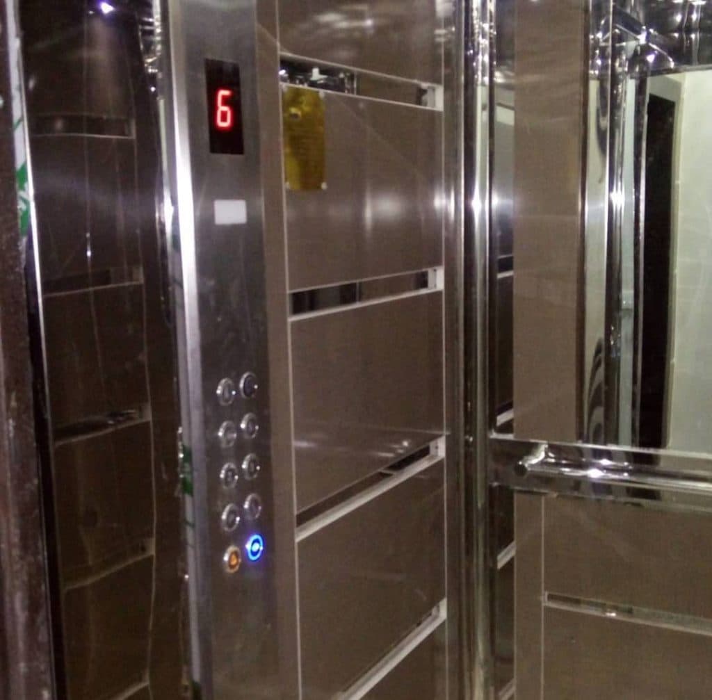 تولید فروش تعمیر قطعات و کابین آسانسور هیدرولیکی کششی آسان برج در تهران