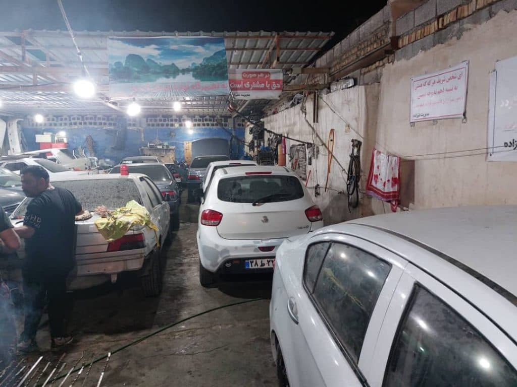 تعمیرگاه خدمات فنی خودرویی آوازه در بندرعباس