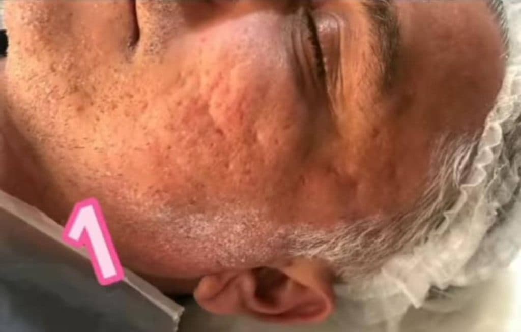 سالن زیبایی vip مردانه سیاه سفید در ملایر