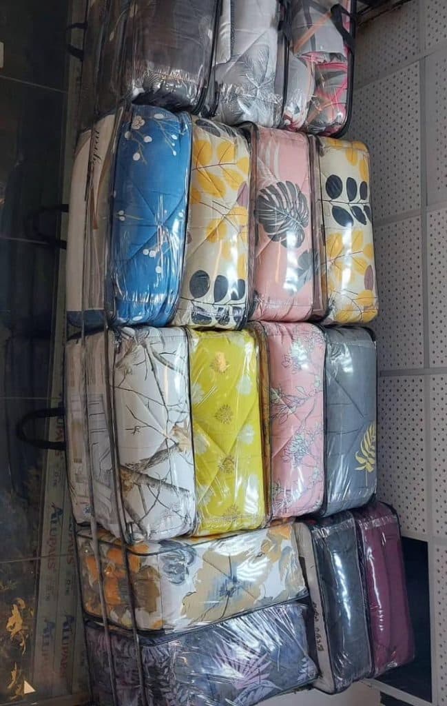 فروشگاه فرش و موکت ایمانی در آستانه اشرفیه گیلان