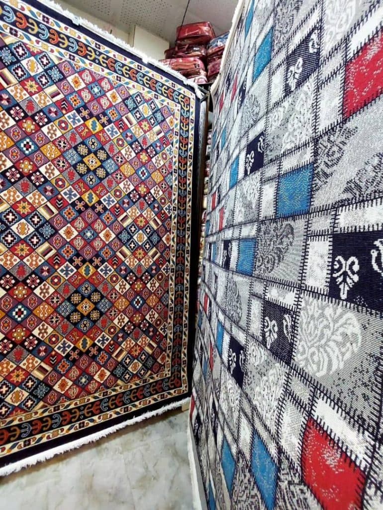 فروشگاه فرش و موکت ایمانی در آستانه اشرفیه گیلان