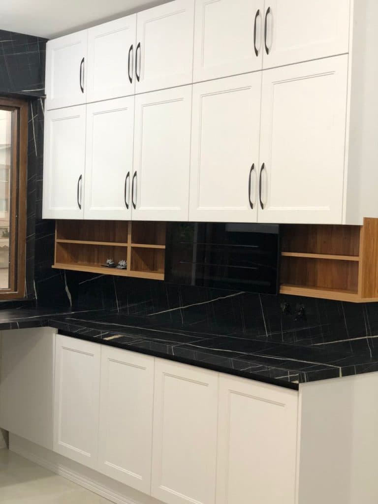 فروش و اجرای تزئینات داخل ساختمان بارسین دکور در رشت گیلان