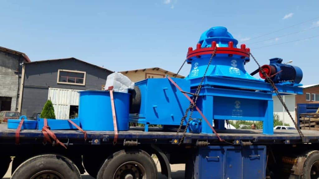 ساخت و تعمیر دستگاه های سنگ شکن معادن و تولید کاشی و سرامیک زارع در گیلان