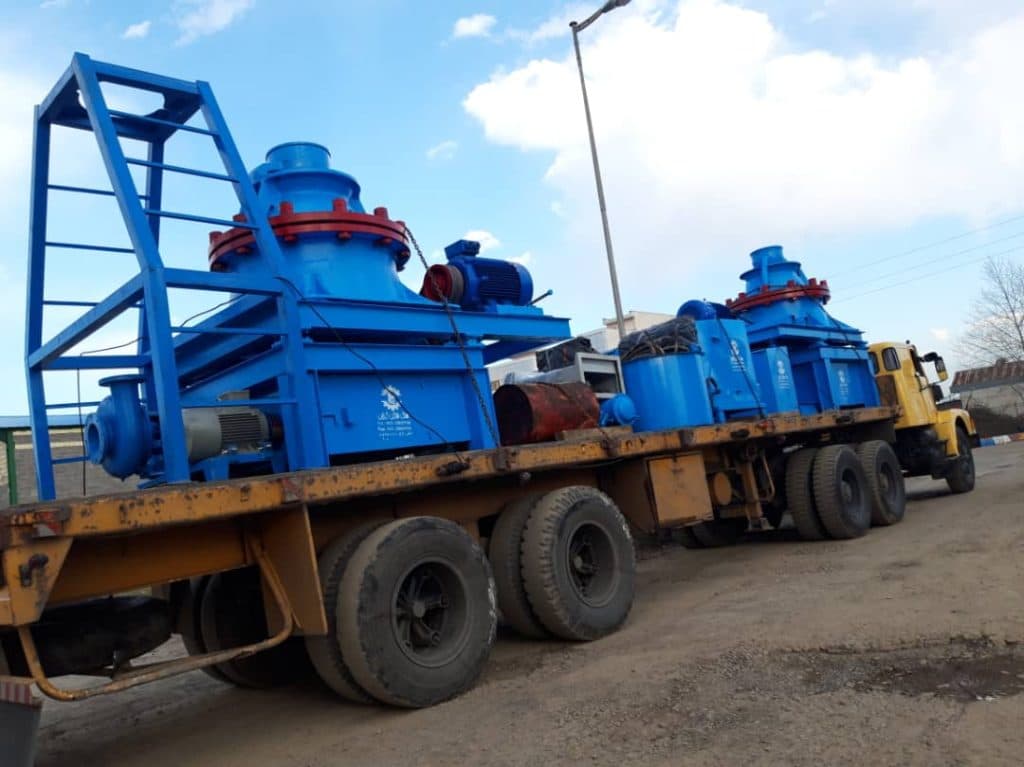 ساخت و تعمیر دستگاه های سنگ شکن معادن و تولید کاشی و سرامیک زارع در گیلان