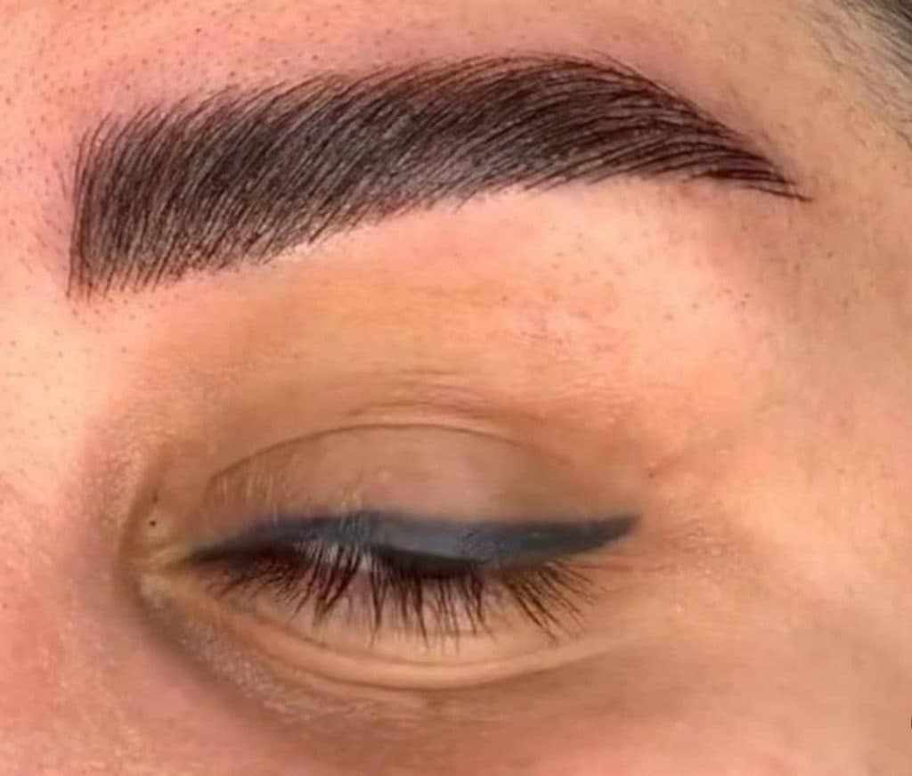 خدمات تخصصی و آموزش آرایش دائم سارا ساعدی در سبزوار