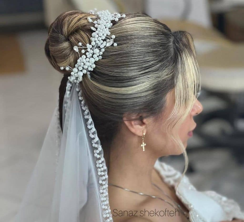 آموزش و خدمات تخصصی شینیون عروس ساناز شکفته در شهریار تهران