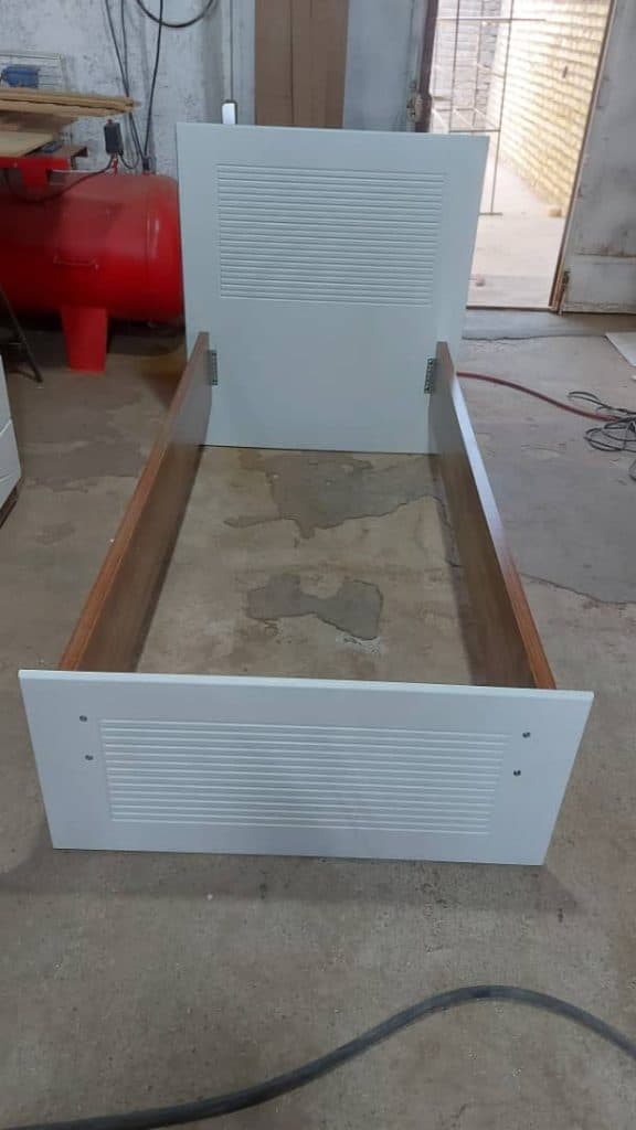 تولیدی سرویس خواب و مبلمان چل سی در اصفهان