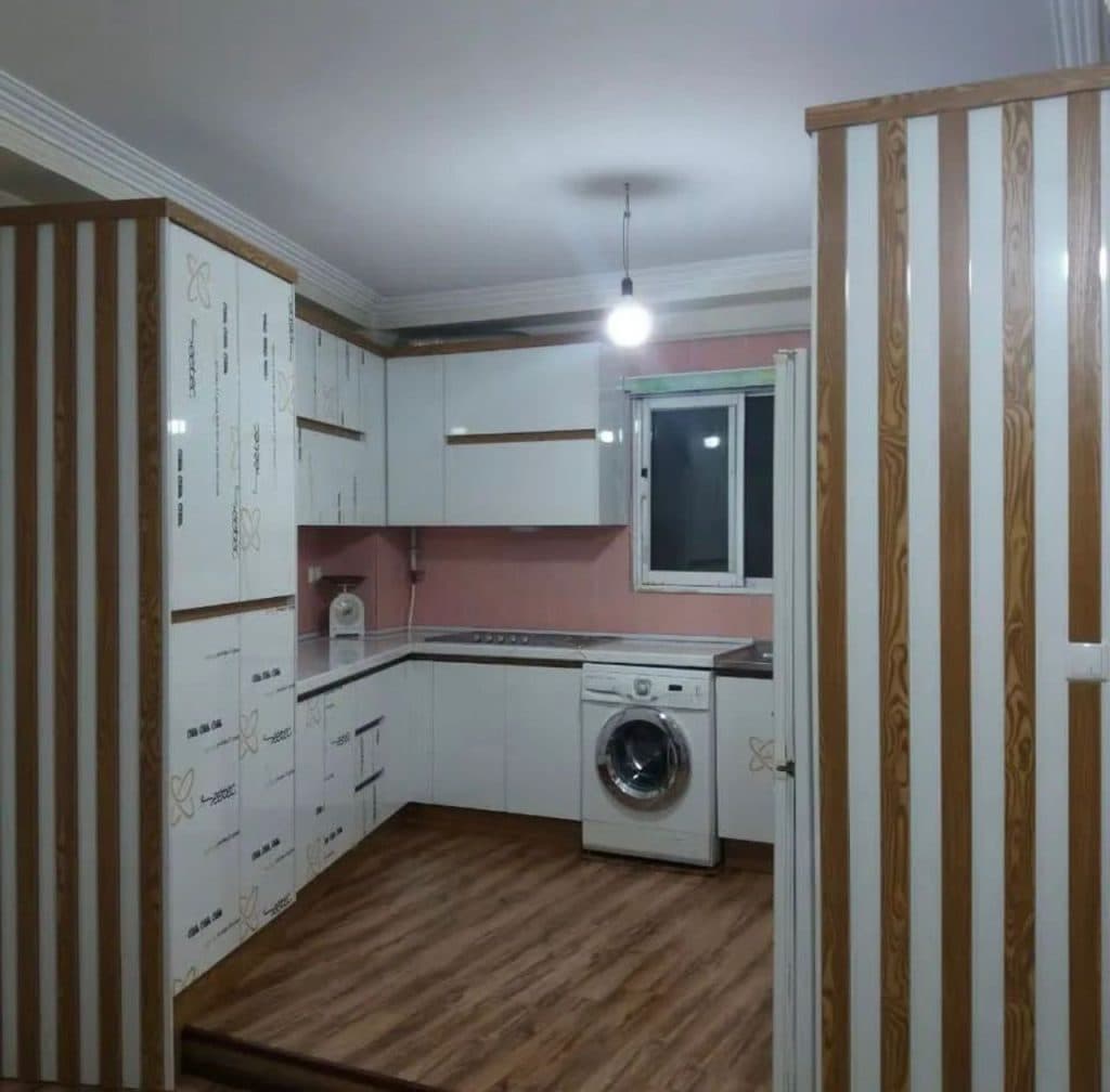 طراحی و نصب صفحات کورین و کابینت و کمد دیواری فلاح در قائمشهر مازندران