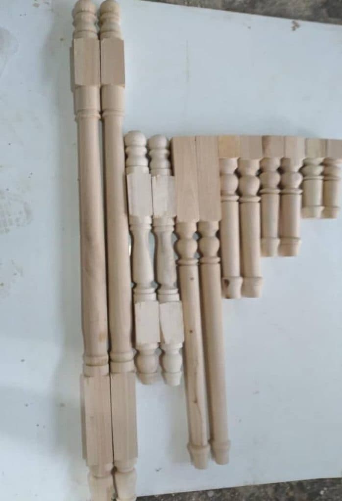 تولید و فروش پایه و ستون چوبی کاج در قم