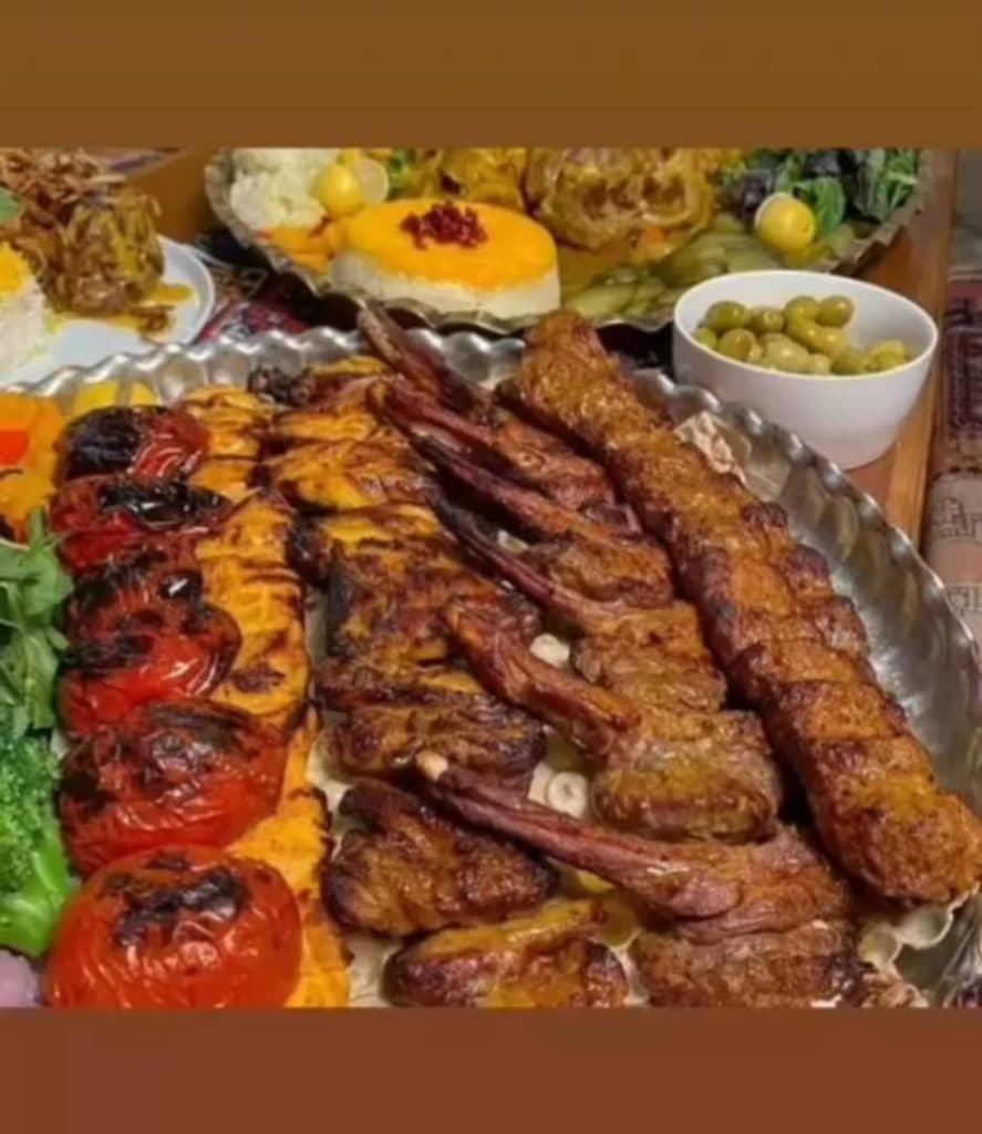 سفره خانه سنتی ستاره فارس در نورآباد فارس