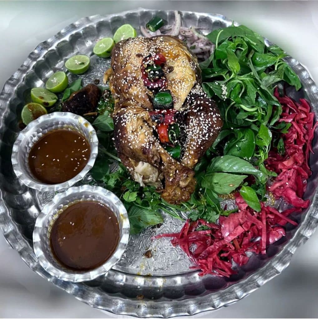 سفره خانه سنتی شبهای گناوه در بندر گناوه