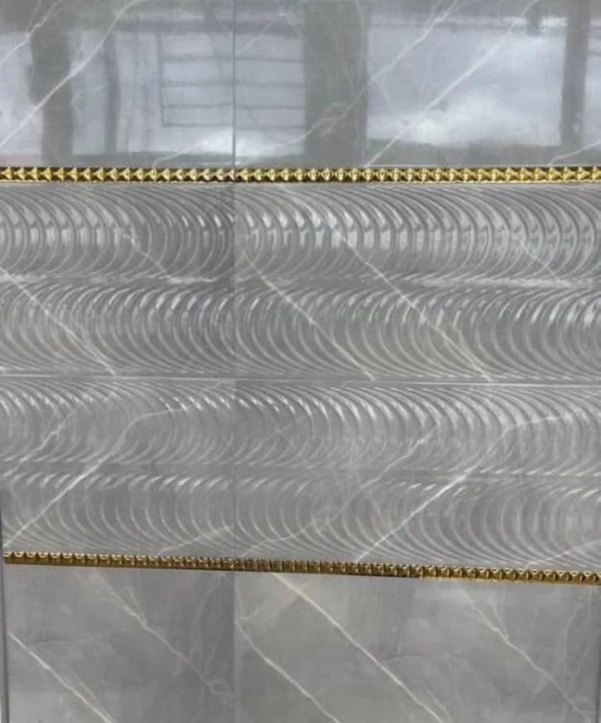 فروش کاشی و سرامیک و چینی آلات آذربایجان در تبریز