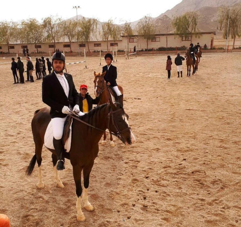 باشگاه سوارکاری و پانسیون و لوازم سوارکاری کاوه در دامغان سمنان